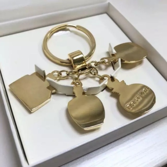 #06 Dior Gold Key & Card Holder with Charms - Picture 2 of 9